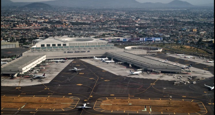Crean Grupo Interdisciplinario de Archivos del AICM