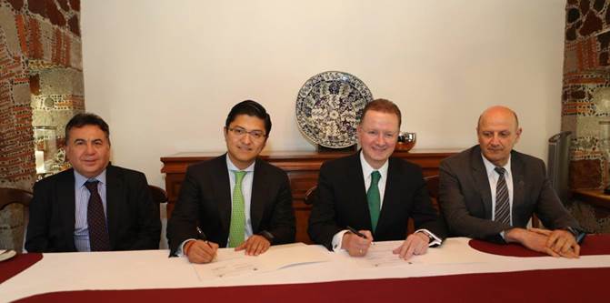Firman convenio de colaboración Pemex y la Universidad Panaméricana ...