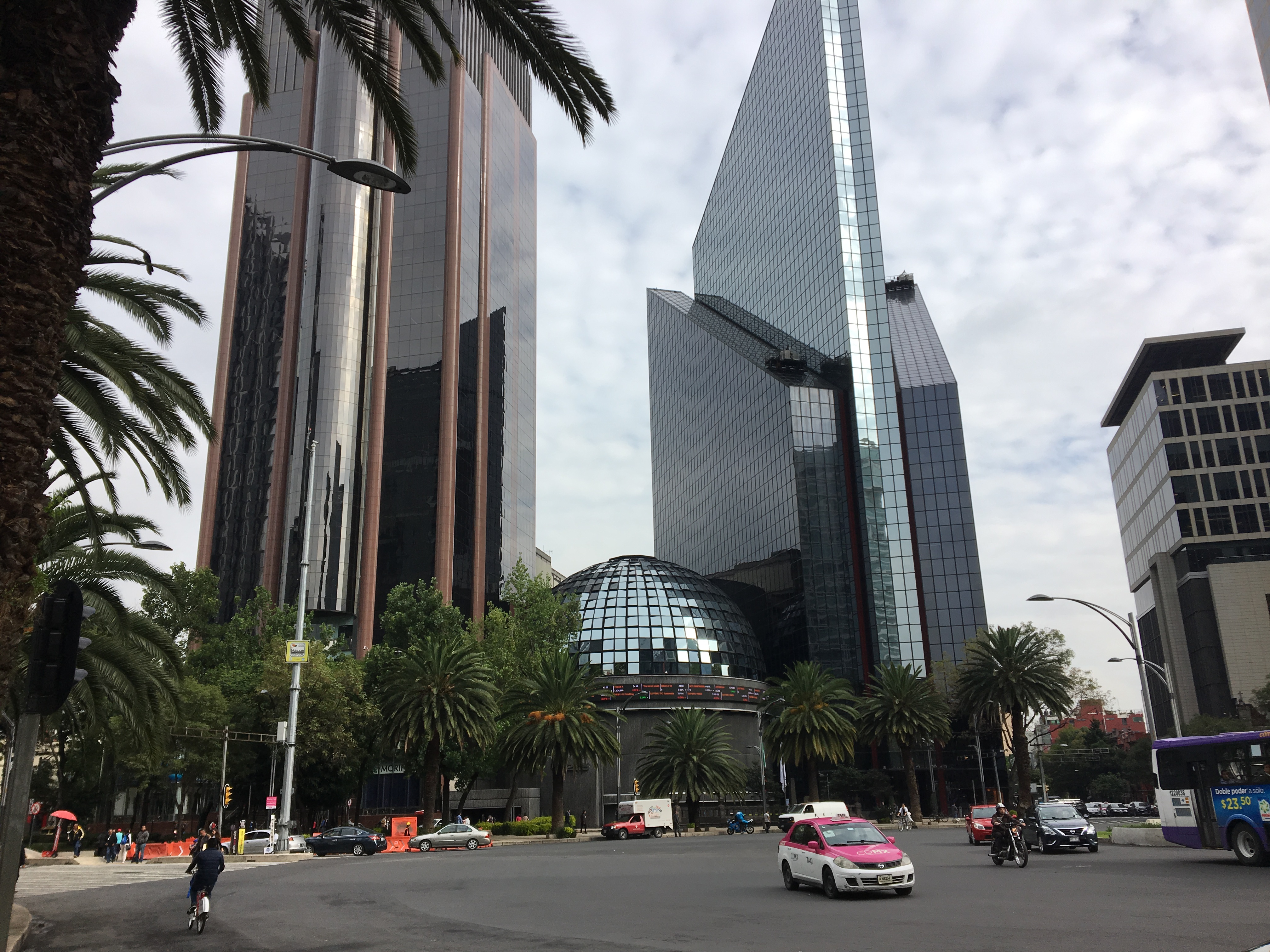 La Bolsa Mexicana de Valores registró ganancia semanal de 0.09%