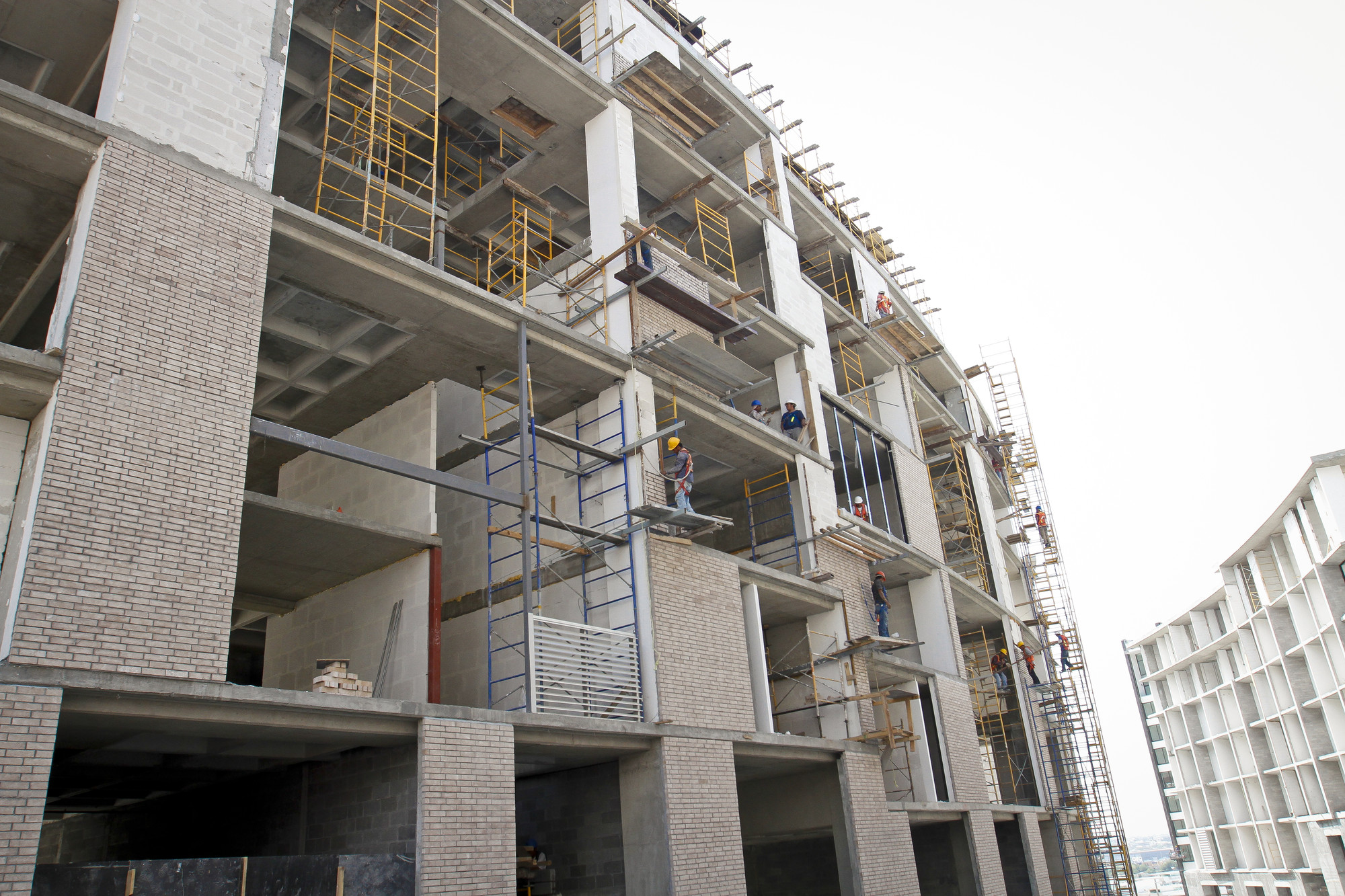 Producción de constructoras creció 7.8% en mayo, su mejor avance mensual en registro