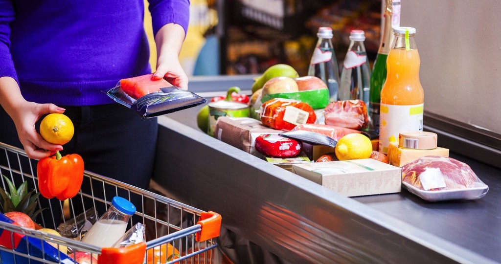 Ventas minoristas de junio confirman fortaleza de la economía
