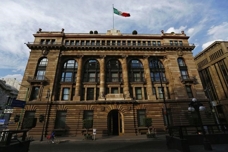 Banxico será muy cauteloso para recortar la tasa de referencia: Gerardo Esquivel