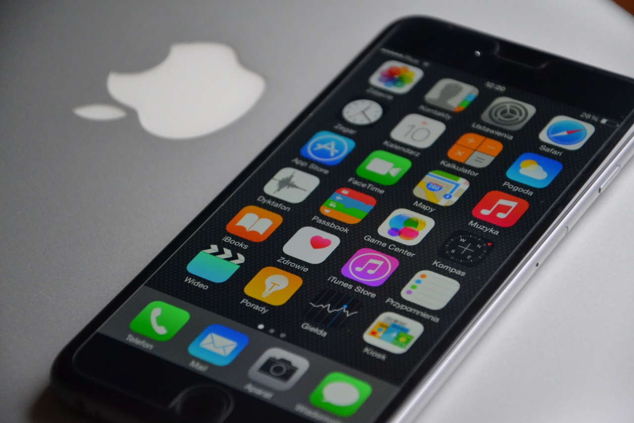 IFT y Cofece investigan a Apple por prácticas anticompetitivas en distribución de aplicaciones móviles