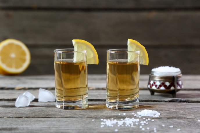 Cofece llama a comparecer a dos verificadores de calidad del mezcal
