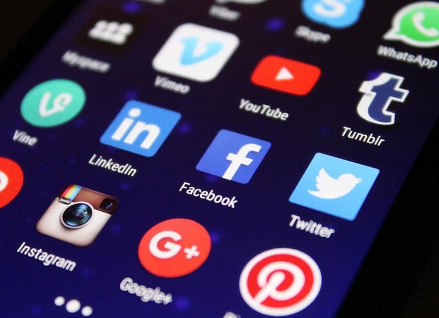 ¡Cuidado con las apps que bajas! Algunas podrían ser aplicaciones espía