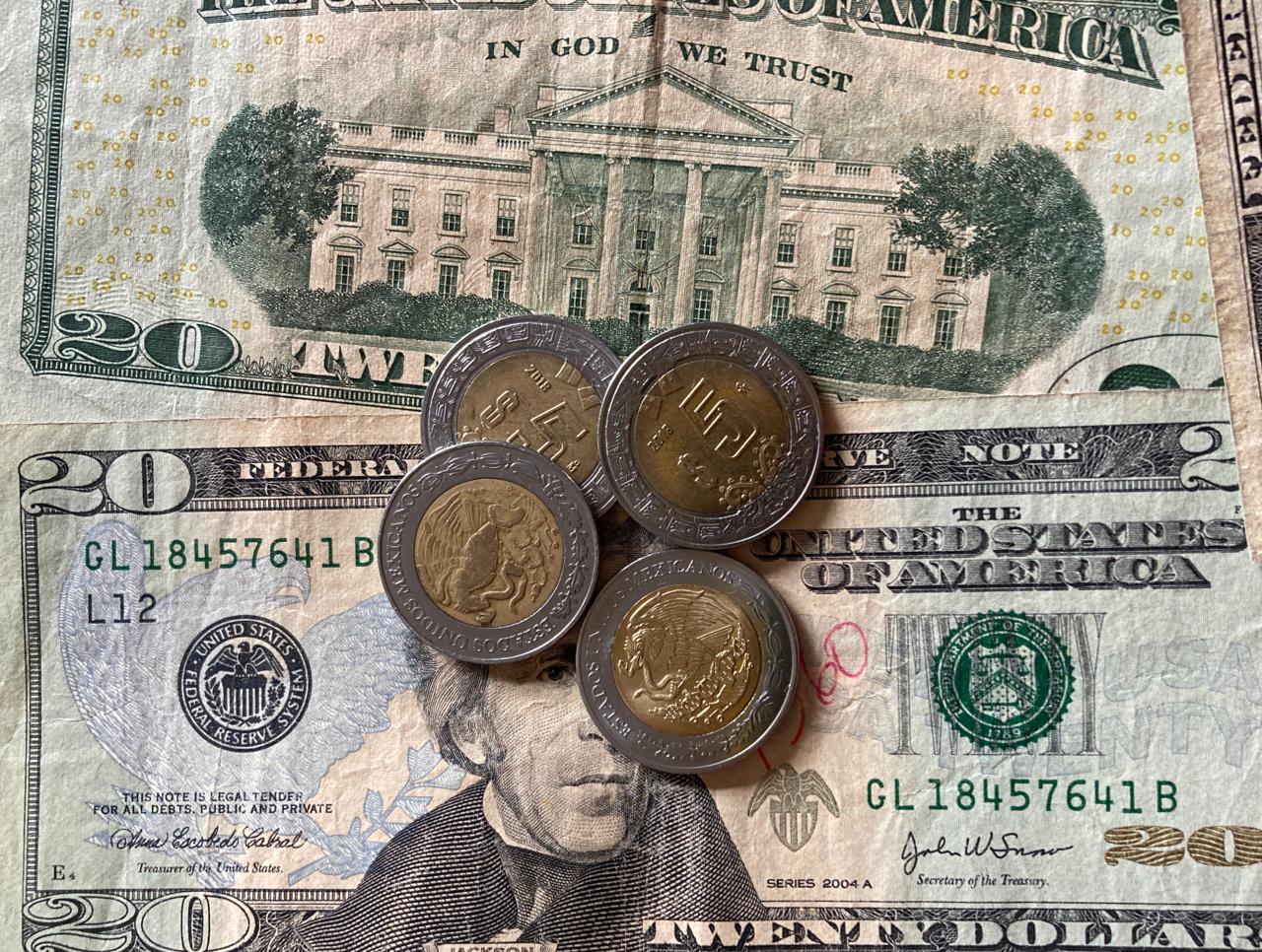 Peso mexicano se apreció ligeramente en espera del dato de inflación de EU