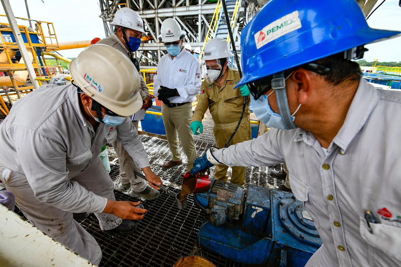 Deuda de Pemex con proveedores aumentó 17.3% en marzo