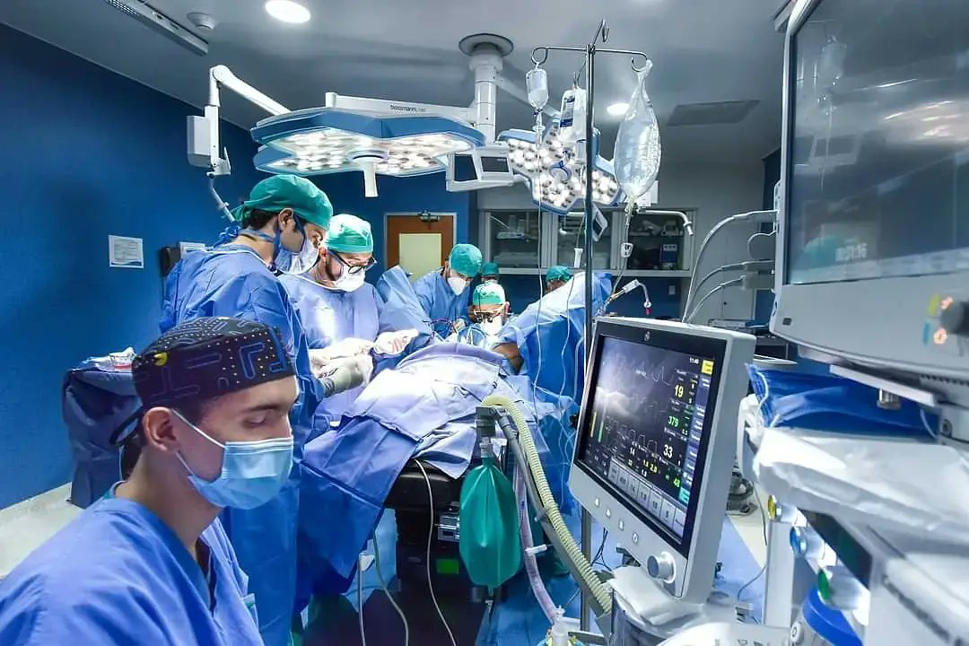 Tengo más de 40 años ¿todavía me conviene contratar un seguro de gastos médicos mayores?