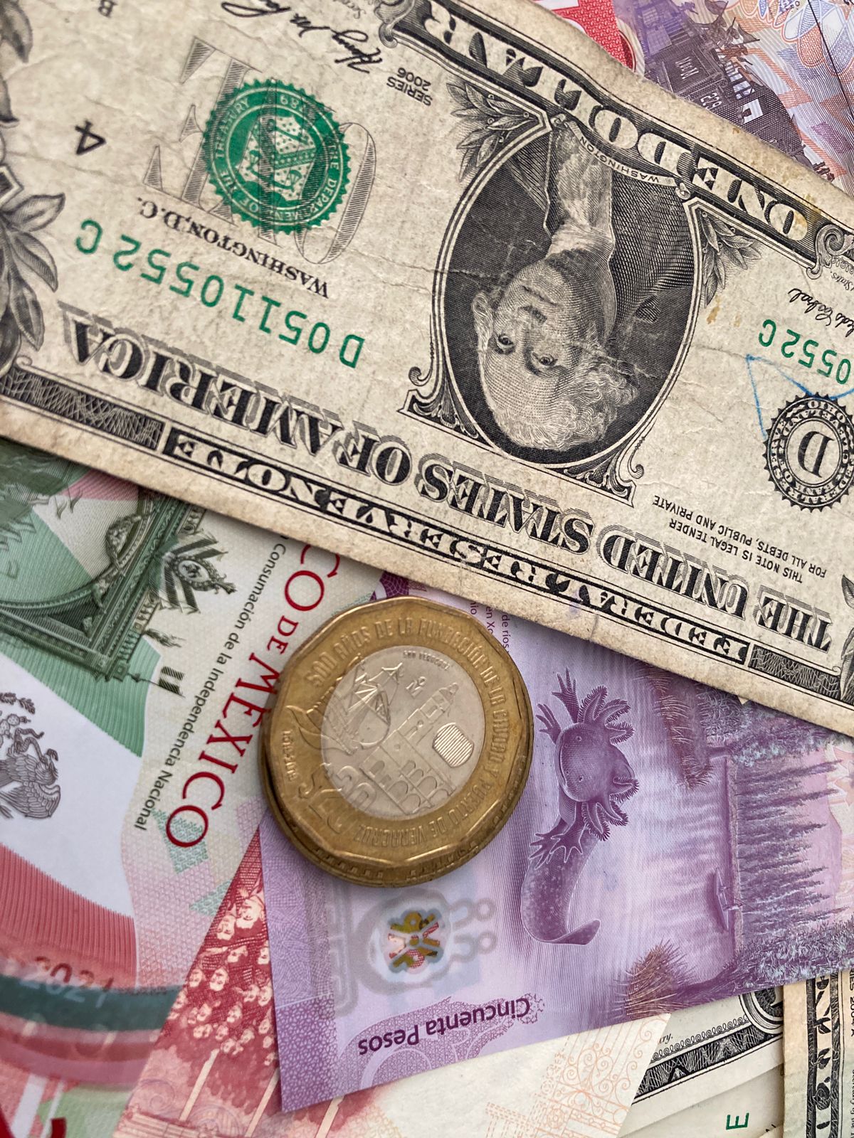 El peso se apreció pese a la aversión al riesgo sobre México
