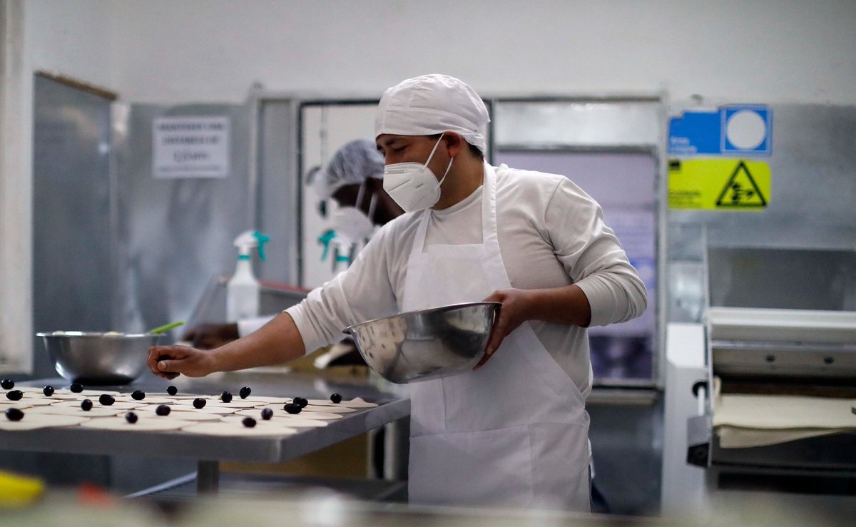 Pobreza laboral disminuyó a 37.3% de la población en 3er trimestre