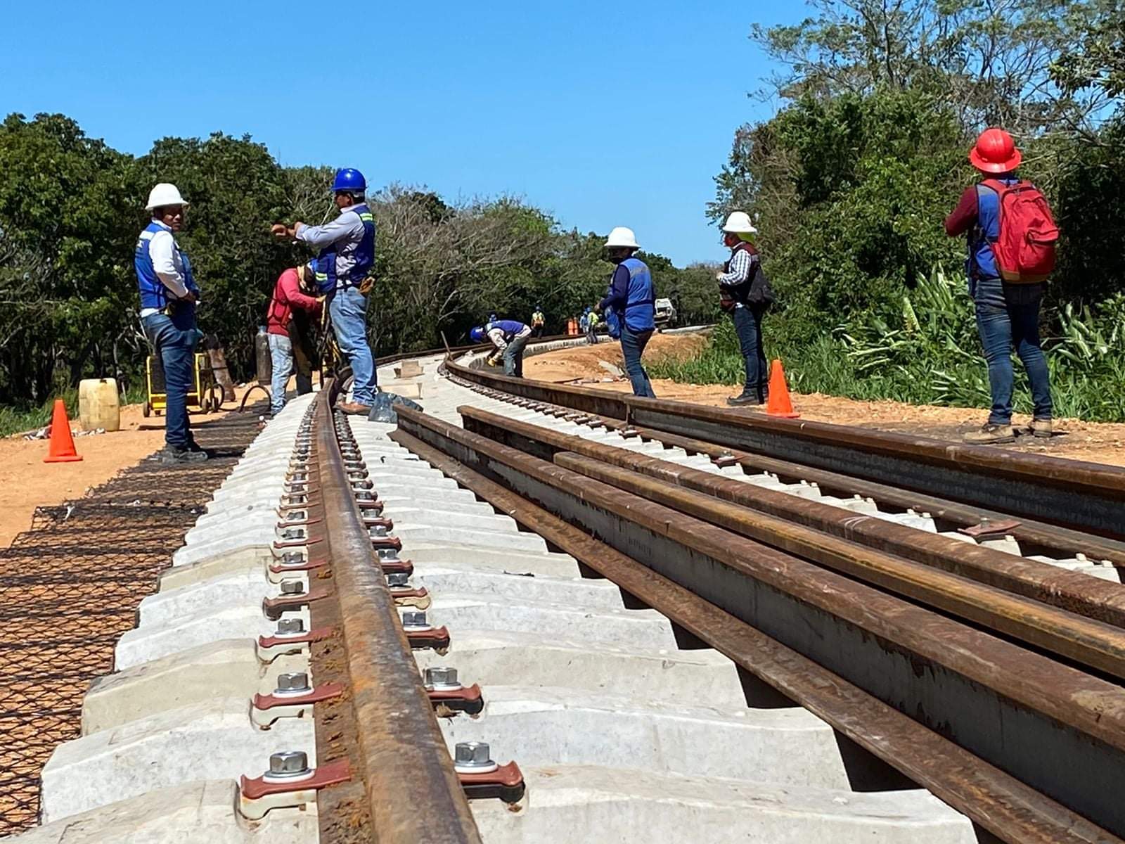 Ferrocarril del Istmo de Tehuantepec debe mejorar su velocidad para ser más competitivo