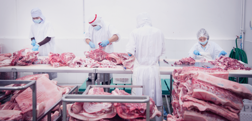 Regulaciones estatales y obsolescencia de rastros encarecen precios de la carne: Cofece