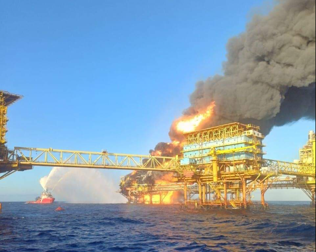 Se registra incendio en la plataforma petrolera Nohoch-A de Pemex