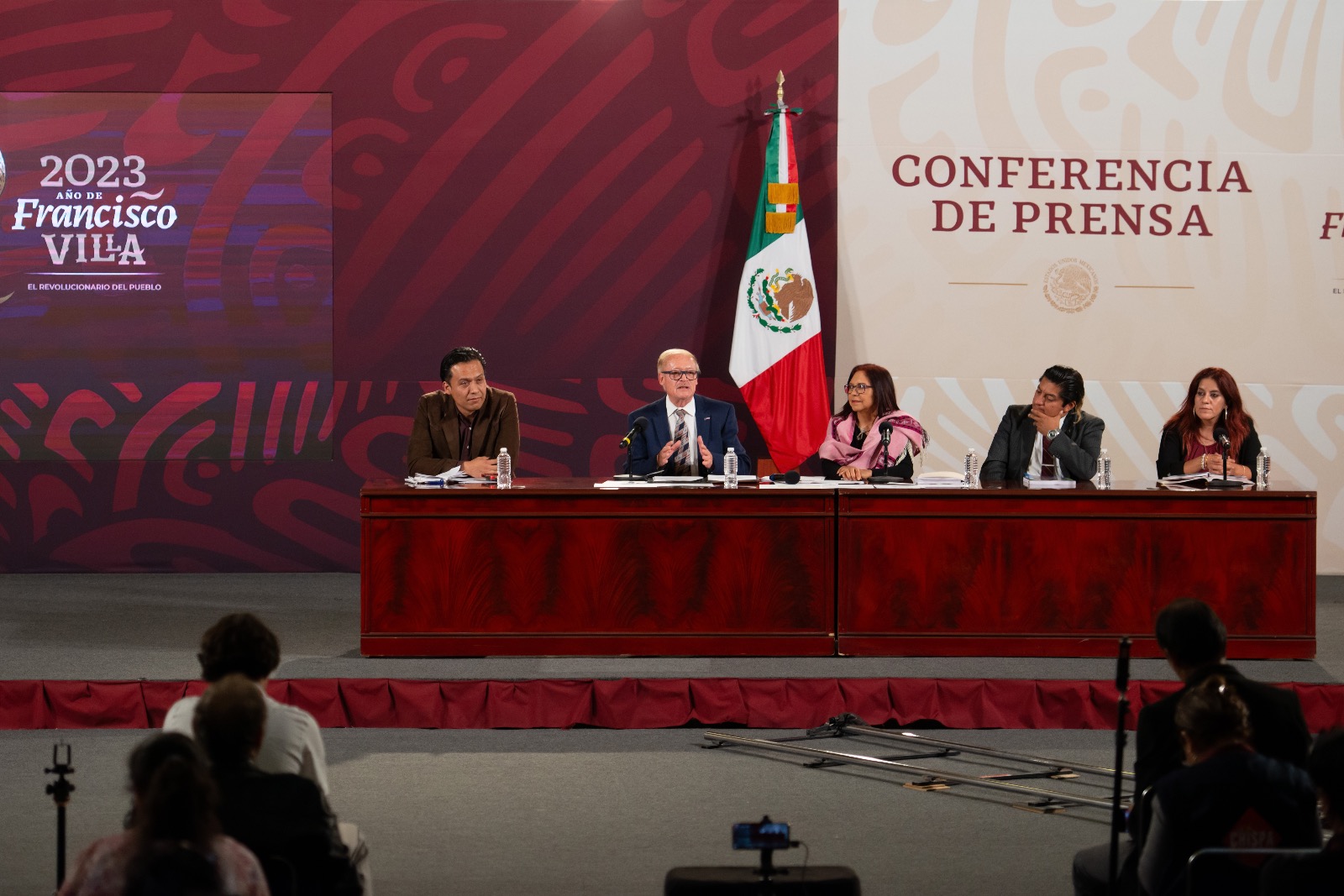 Falso que las materias desaparezcan en libros de texto: SEP