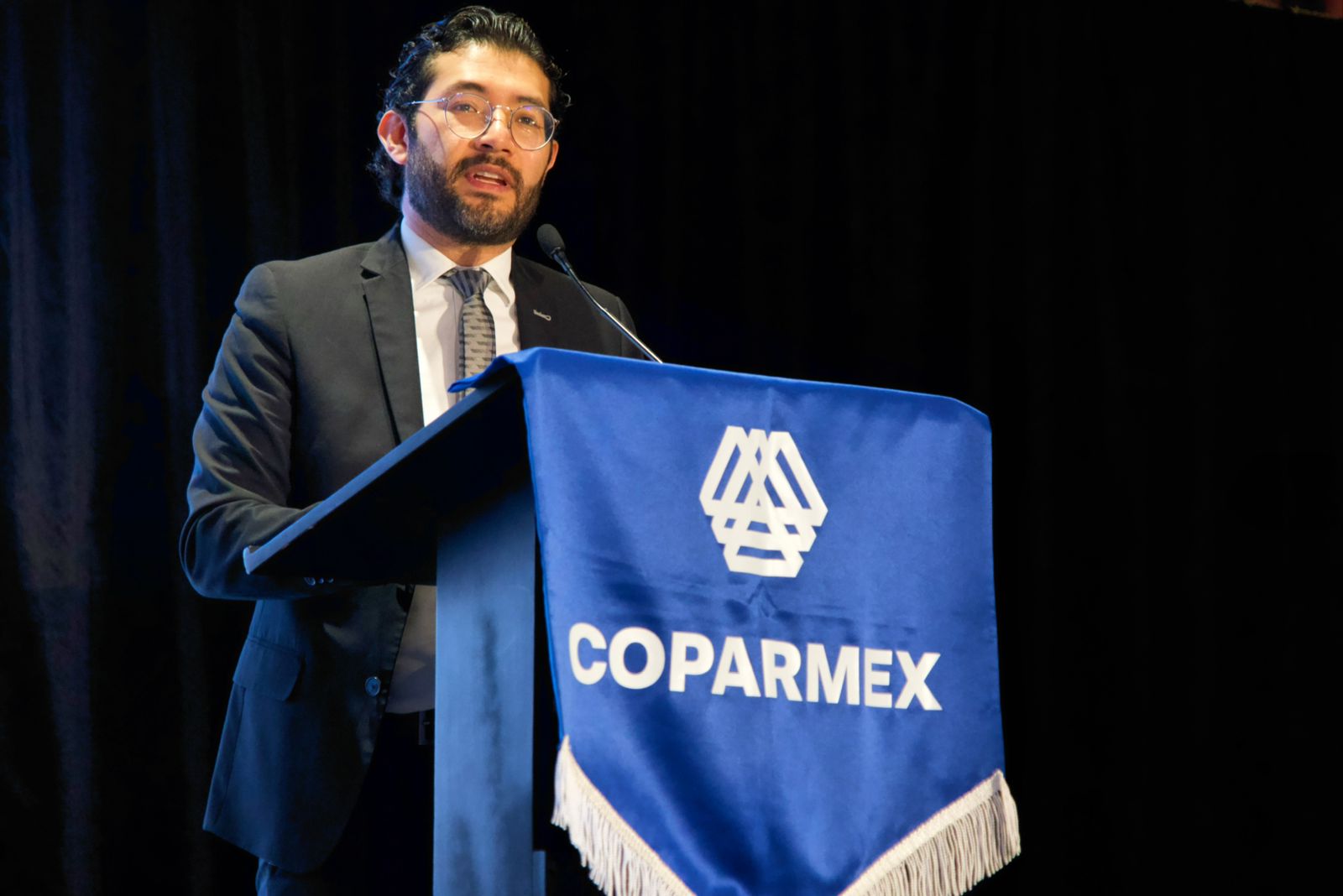 Recuperación de 100% del salario mínimo, la meta de STPS en 2024