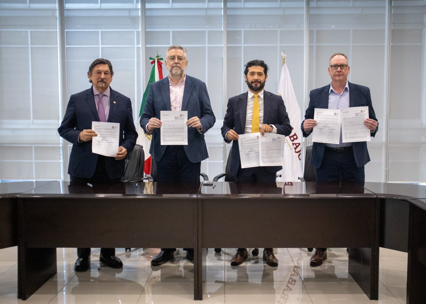 Minera Peñasquito termina huelga de casi cuatro meses