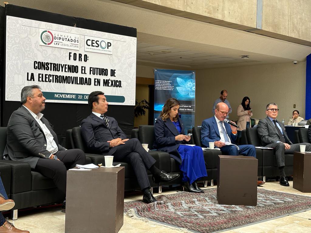 Electromovilidad exige energías renovables, electrolineras e incentivos para armadoras