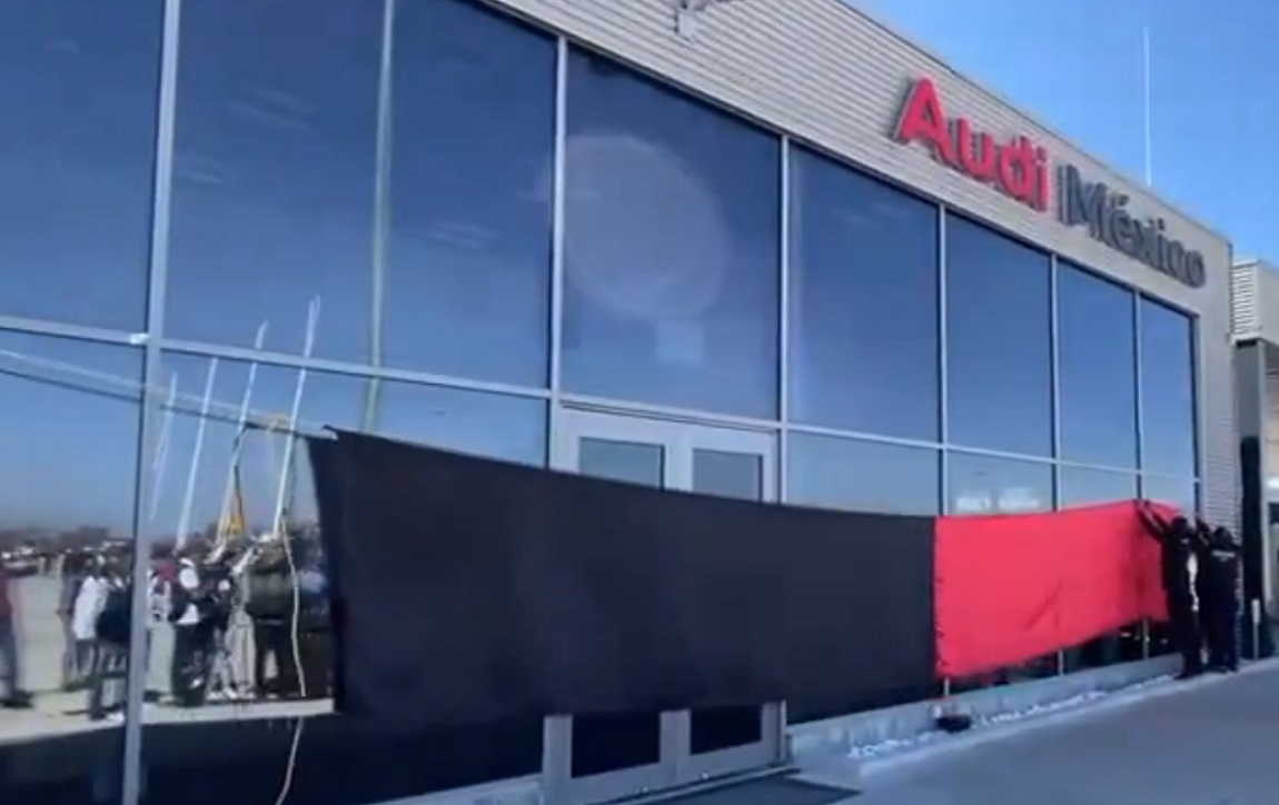 Trabajadores de Audi México ponen ‘freno de mano’; se declaran en huelga