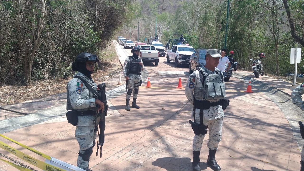 Terrenos del campo de golf de Tangolunda son de la nación y no de Ricardo Salinas: AMLO