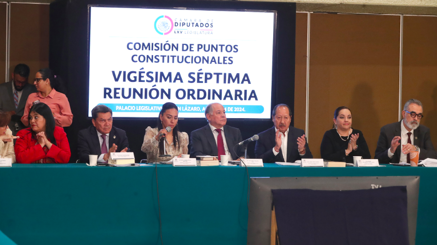 Avanzan dictámenes sobre maíz transgénico, agua, fracking y minería