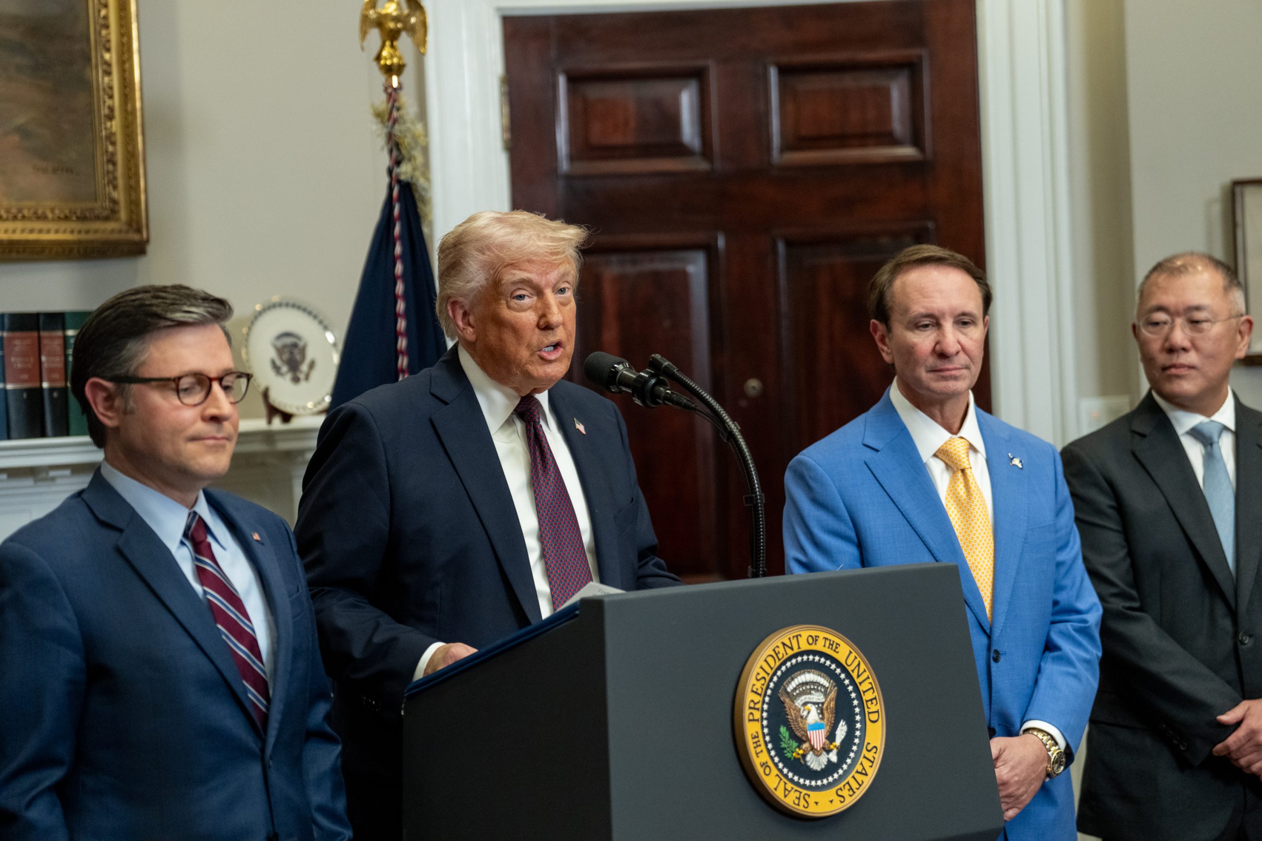 Ciertos países pueden exentar aranceles recíprocos: Trump