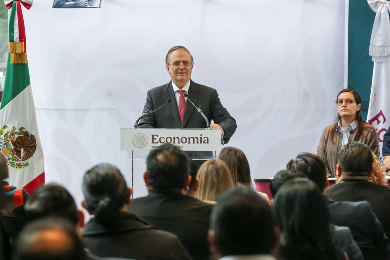 México espera respuesta de EU sobre aranceles al acero y autos antes de terminar el año: Ebrard